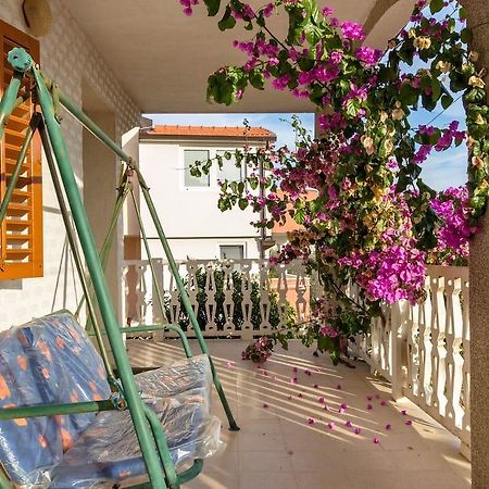 Apartment Zdenka 1 Trogir Exteriör bild