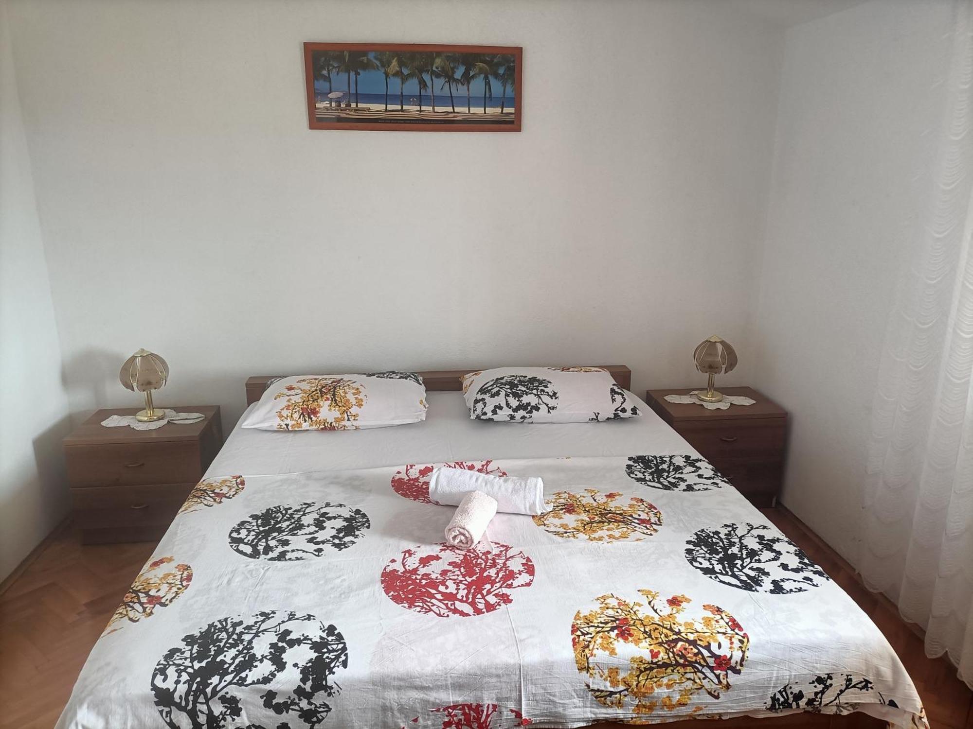 Apartment Zdenka 1 Trogir Exteriör bild