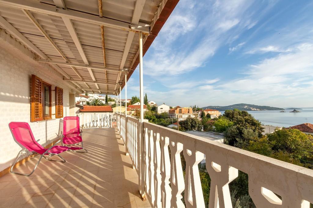 Apartment Zdenka 1 Trogir Exteriör bild